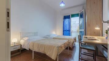 2 Schlafzimmer, Bügeleisen/Bügelbrett, WLAN