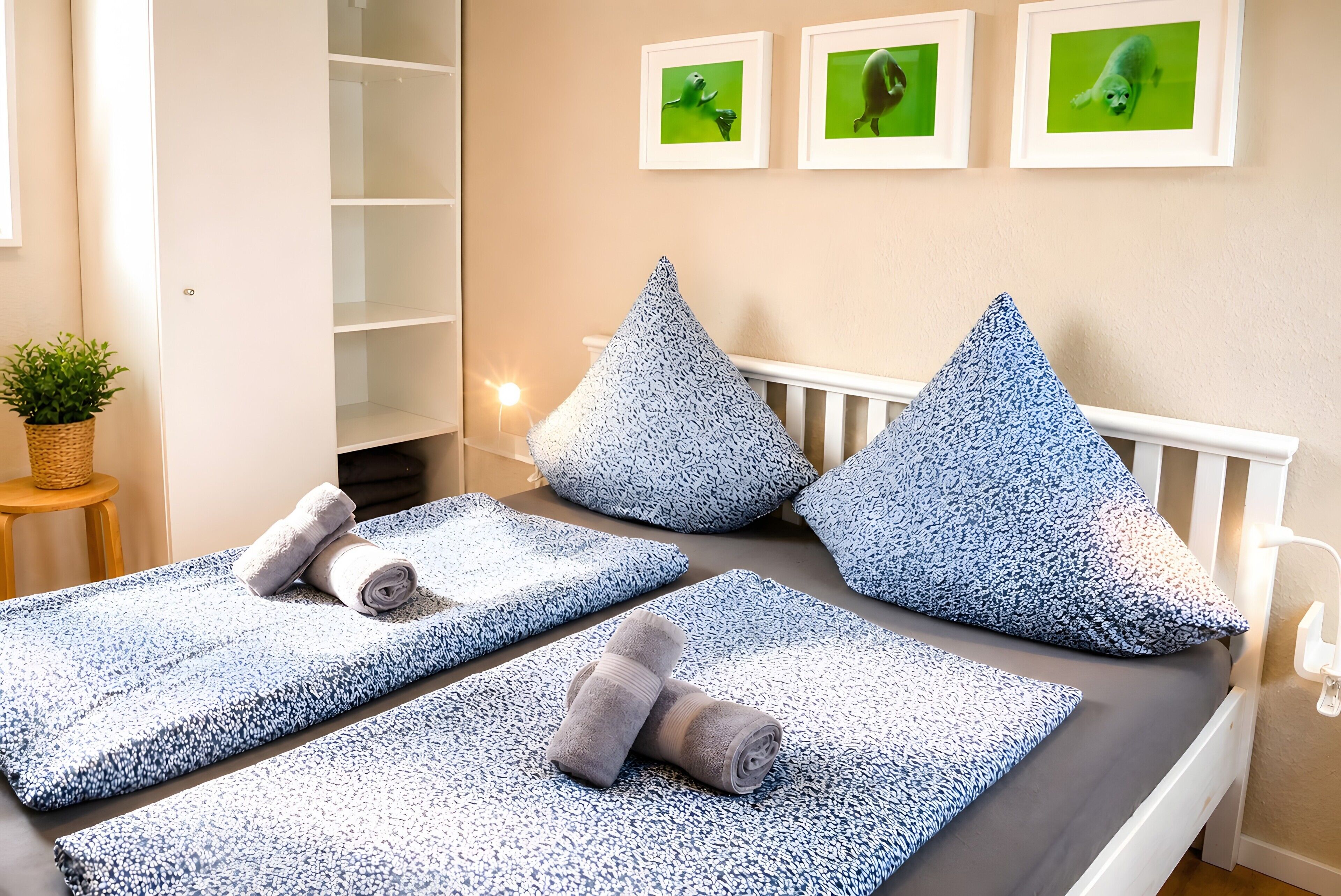 2 habitaciones, wifi gratis y ropa de cama 