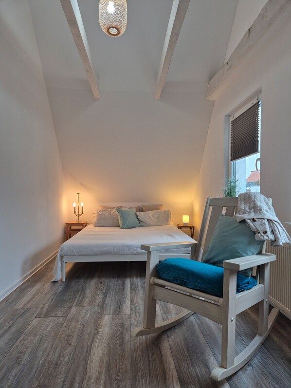 2 chambres, fer et planche à repasser, Wi-Fi gratuit, draps fournis