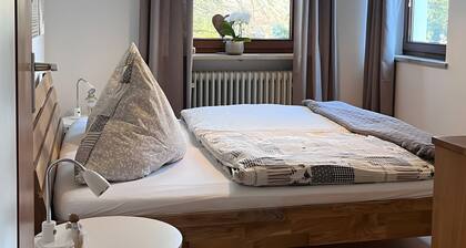 Ferienwohnung 'Lichtdurchflutete' mit Privatterrasse und Wi-Fi