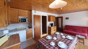 Interior - Alpine Apartment for 8 guests (Les Deux Alpes)