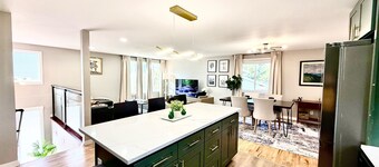 Cozy Spacious Home Near Muckleshoot, Pet Friendly