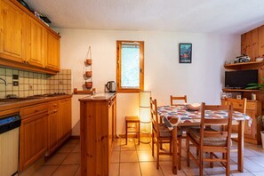 Dining - Apartment in Morillon near Ski Resort (Morillon)