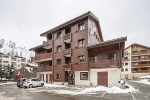 Exterior - Stylish Apartment Near Slopes (Les Deux Alpes)