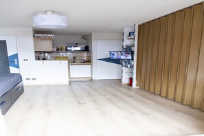 Interior - Studio in France near Ski Resort & Mountains (Allos)