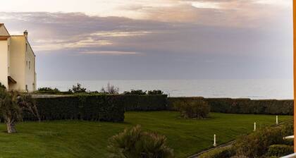 Relaxing gateway apartment in Agde