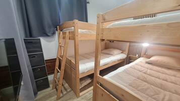 1 bedroom