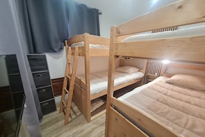 1 bedroom