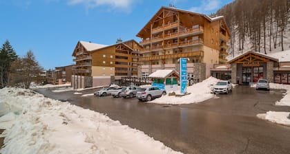 Wohnung in den Alpen mit beheiztem Pool