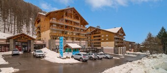 Apartamento en los Alpes con piscina climatizada