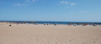 Villa in Valras-Plage near Sandy Beach