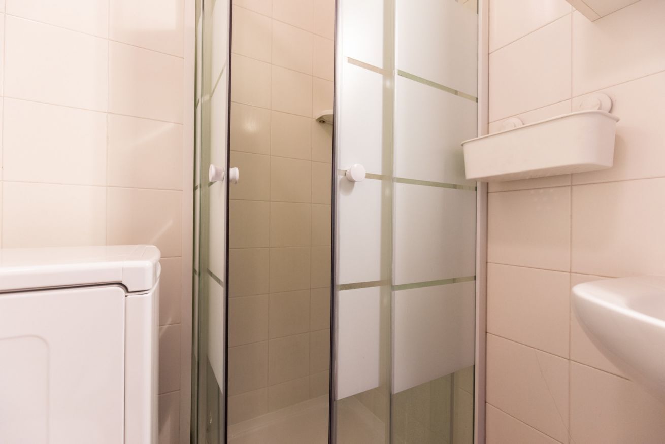 Doccia, asciugacapelli, bidet, asciugamani