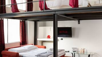 1 habitación, tabla de planchar con plancha, wifi y ropa de cama