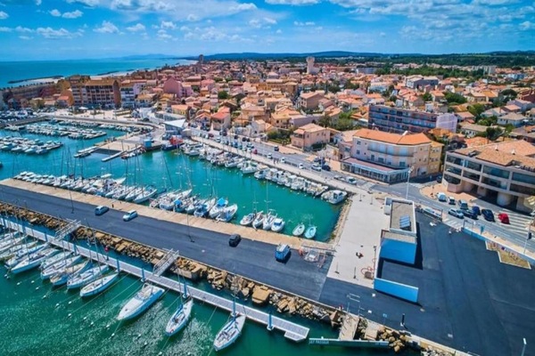 Puerto deportivo
