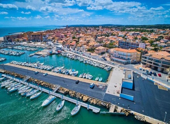 Marina