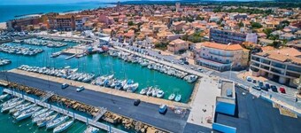 Spacious Stay by Sérignan Sea