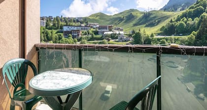 Séjour confortable avec vue sur les Alpes