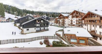 Appartement en France avec piscine et vue