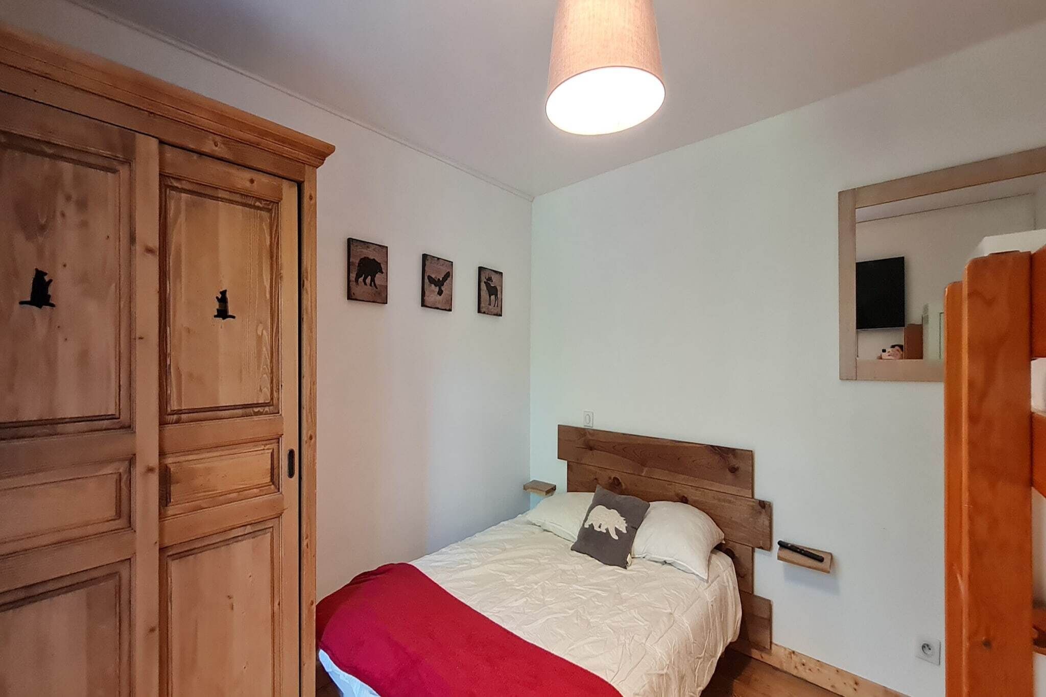 Alpine Apartment For 6 Guests - Les Deux Alpes, France