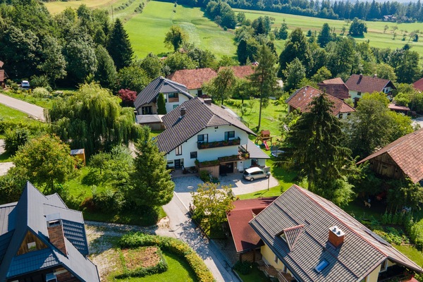 Apartmaji Orel in peaceful Radegunda, near the Golte cable car