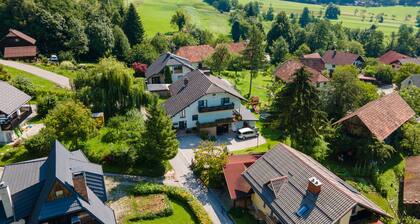 48m² Apartment In Peaceful Nature with AC, WiFi, Full Kitchen, and KS Bed