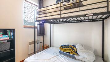 1 bedroom, WiFi (free)