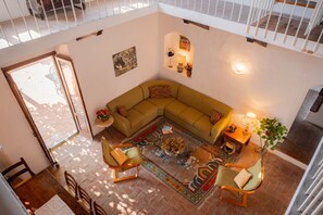 TV, table tennis, books