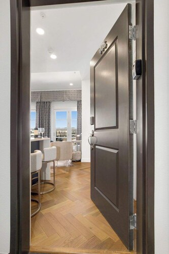 Wayfinder | On Dickson Street | Unmatched Views!