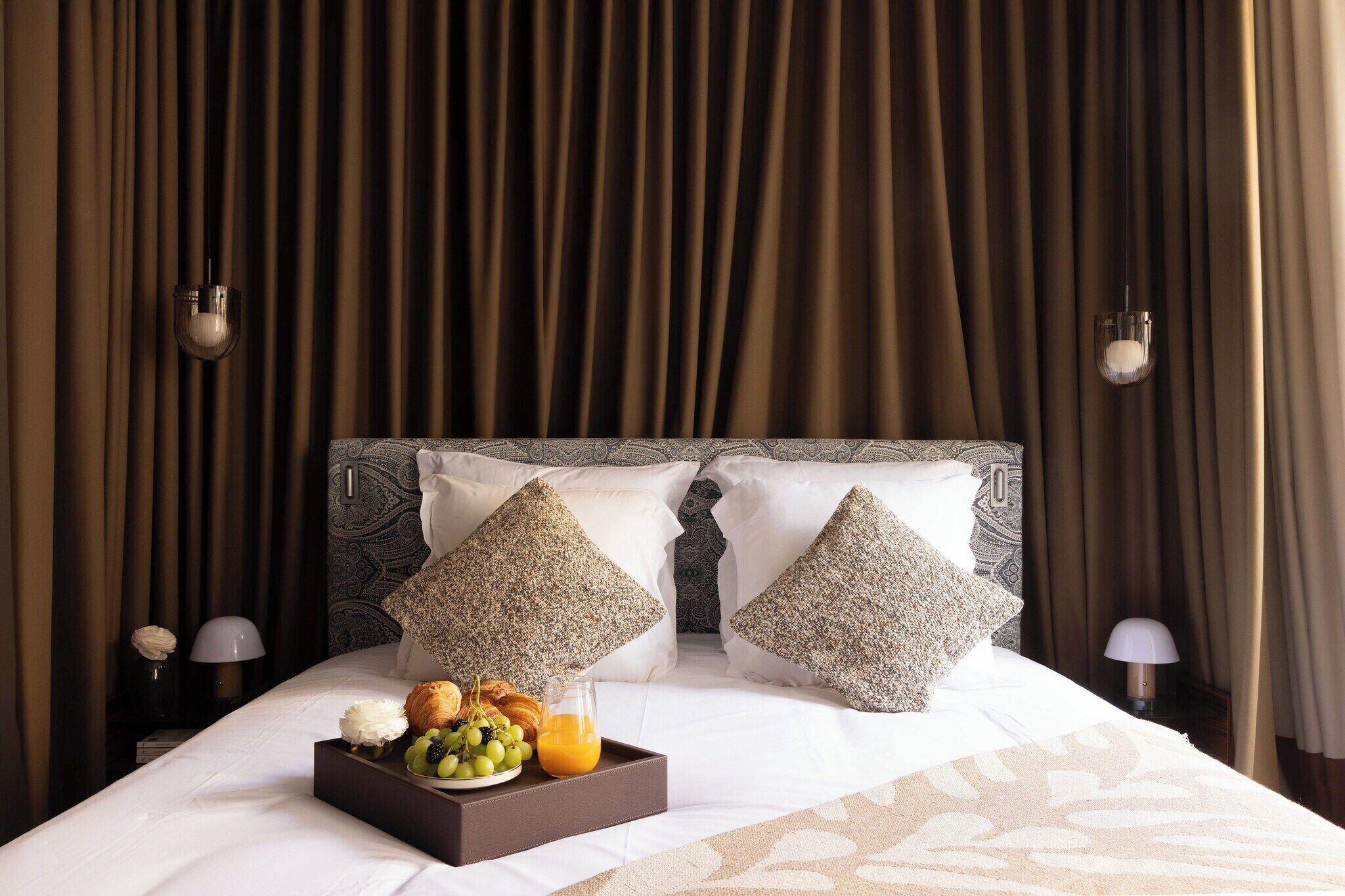 Una scrivania, ferro/asse da stiro, Wi-Fi gratuito