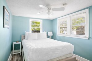 3 chambres, fer et planche à repasser, lit parapluie, Wi-Fi