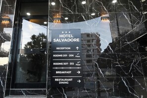 Exterior - Hotel Salvadore (Vlorë)