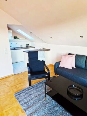 Living area - Convenient and ideal for Frankfurt and the surrounding area (Mörfelden-Walldorf)