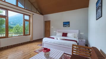 Kamar Double Deluks | Meja kerja, setrika/meja setrika, dan Wi-Fi gratis