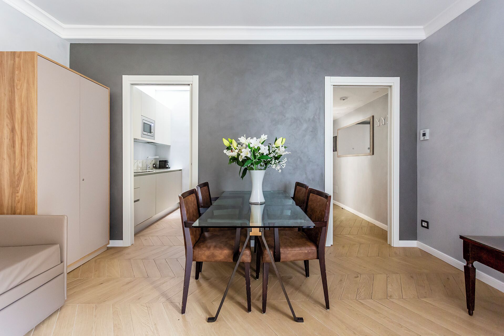 デラックス アパートメント | リビング エリア | 55 インチのテレビ (衛星放送視聴可)