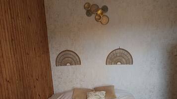 2 sovrum, resesäng, gratis wi-fi och sängkläder