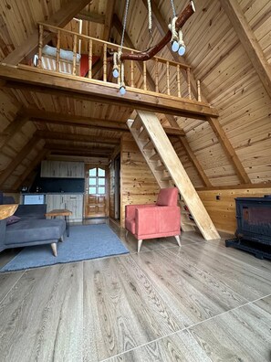 Bungalow, fjellutsikt | Oppholdsområde