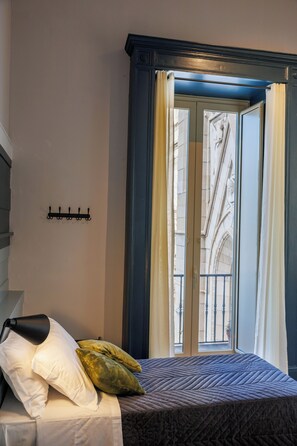 Deluxe Apartment, City View | Terrace/patio - The Other Duomo House (Naples)
