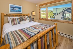 3 habitaciones, tabla de planchar con plancha y wifi gratis