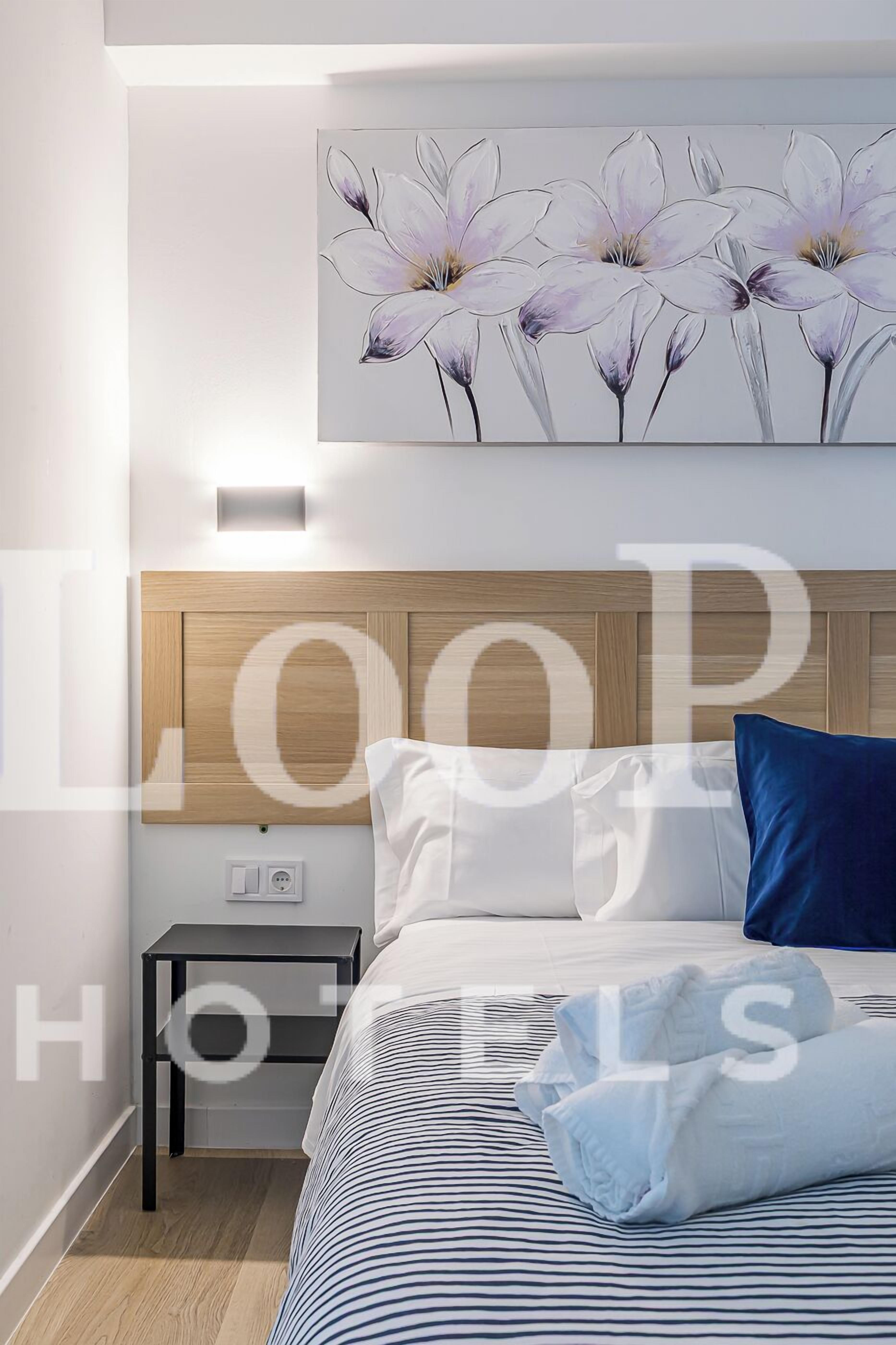 Double Room Interior Window | Desk, free WiFi, bed sheets