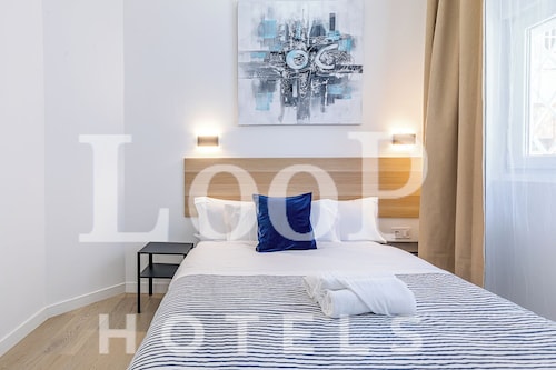 LooP Alcala Adults Only