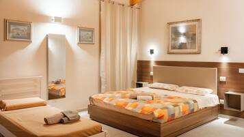 Desk, laptop workspace, free WiFi, bed sheets