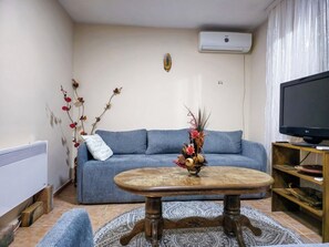 Huis, 3 slaapkamers, roken, privézwembad | Woonkamer