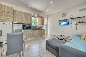 스탠다드 하우스, 정원 전망 | 전용 주방 | 커피/티 메이커, 전기 주전자