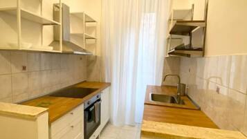 Kühlschrank, Ofen, Herdplatte