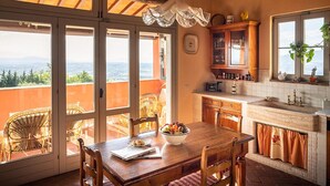 Unclassified image, 2 of 37, button - Villa Il Colle di Sotto - Imagine a place just for you (Toscana)