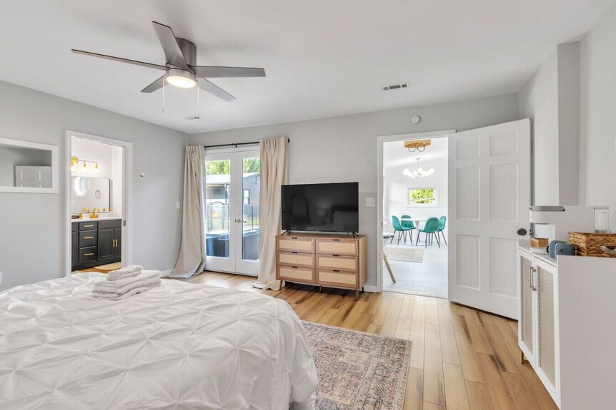 Pet-friendly 8beds+ Pool & Firepit, 3min To Furman - Travelers Rest, SC