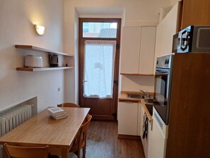 Espresso maker, coffee/tea maker, electric kettle, toaster - Cozy Corner (Nova Milanese)