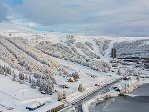 Aerial view - Spacious apartment with terrace and garage, pool access (Besse-et-Saint-Anastaise-Super Besse)