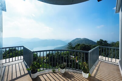 아바데일 이두키 - 스태그 그룹 허용 안 함