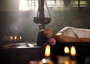 Behandlingsrum til par, dampbad, detox wrap-behandlinger